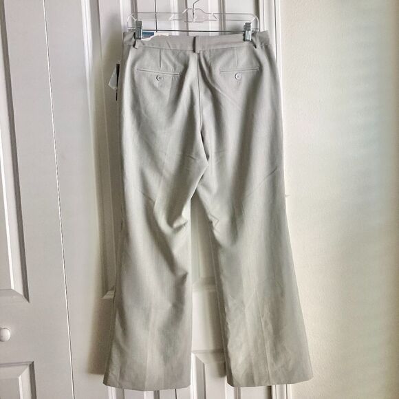 Worthington Women's Straight Leg Pants Modern Fit Gray size 10P NWT - Picture 2 of 4